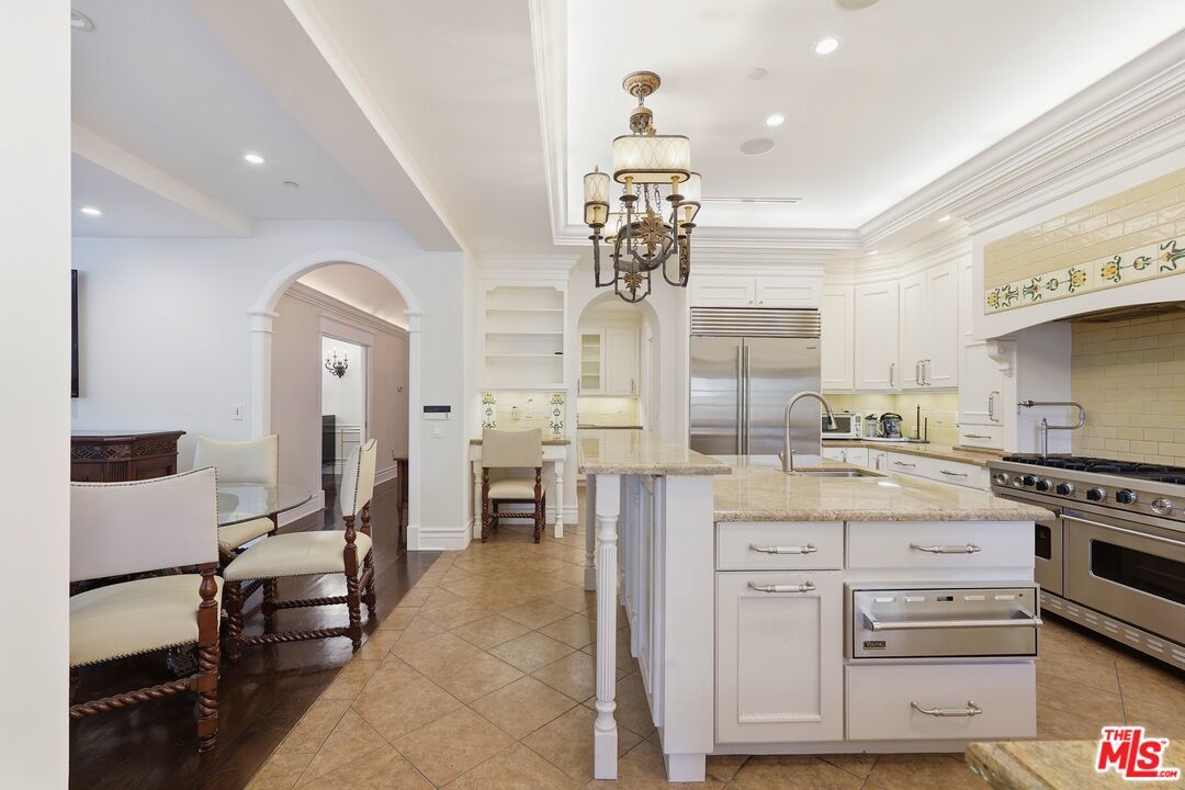 900 Chantilly Road - 1 property image