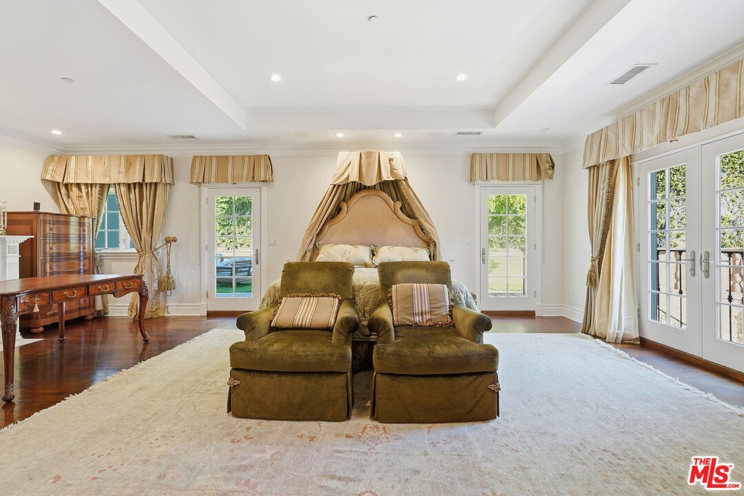 900 Chantilly Road - 1 property image