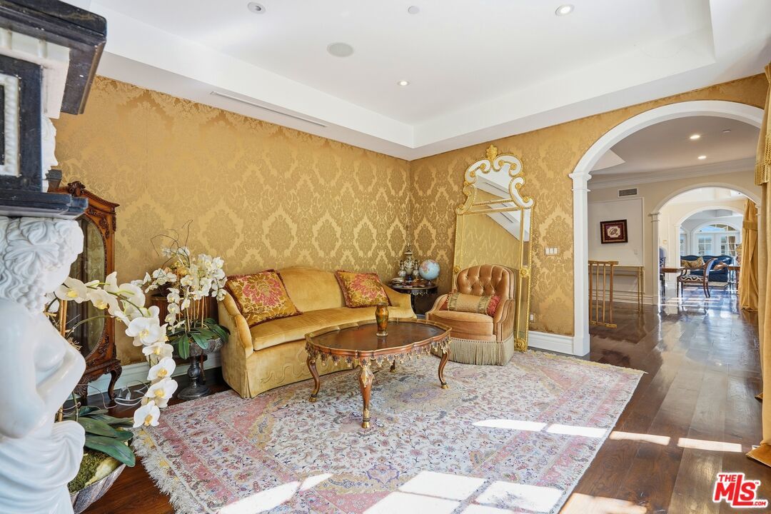 900 Chantilly Road - 1 property image