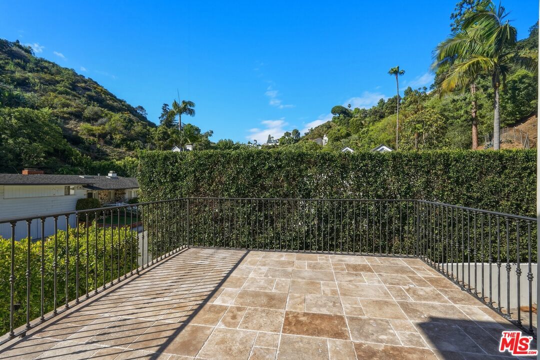 900 Chantilly Road - 1 property image