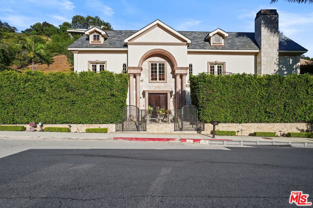 900 Chantilly Road - 1 property image