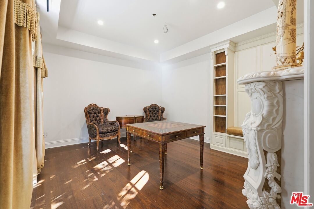 900 Chantilly Road - 1 property image