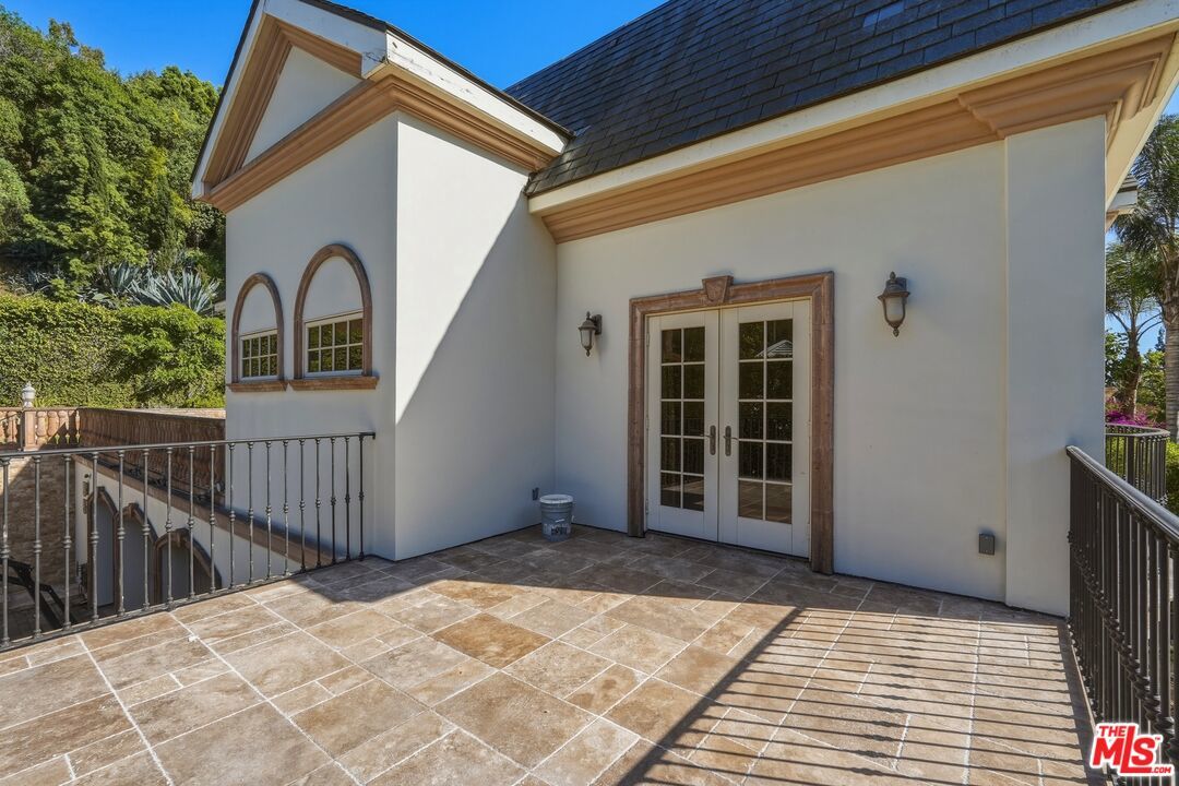 900 Chantilly Road - 1 property image