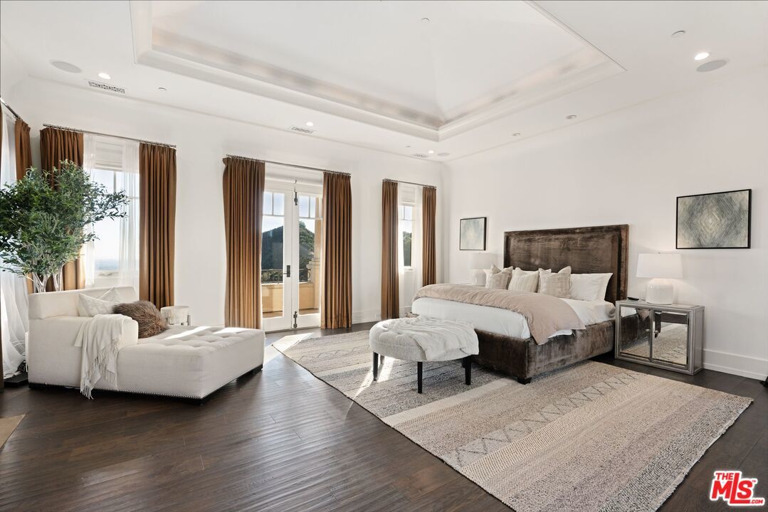 8 Beverly Ridge Terrace - 1 property image