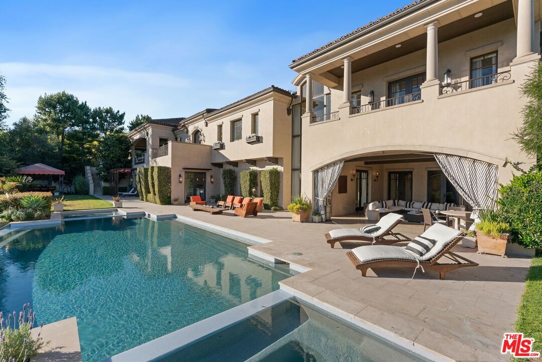 8 Beverly Ridge Terrace - 1 property image