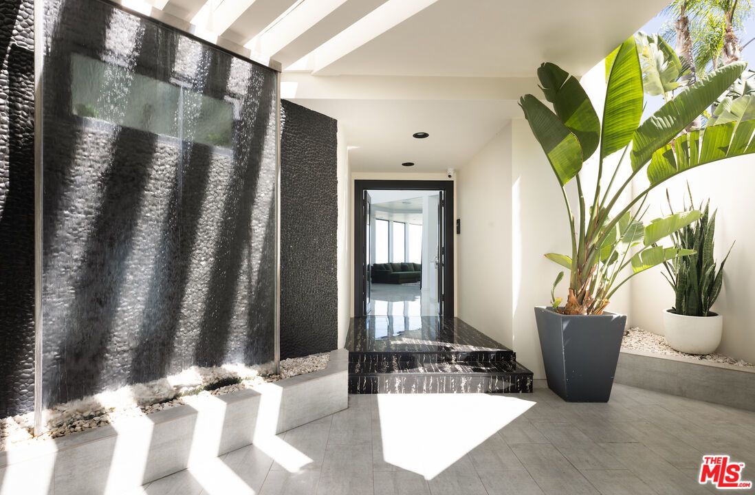 2231 Sunset Plaza Drive - 1 property image