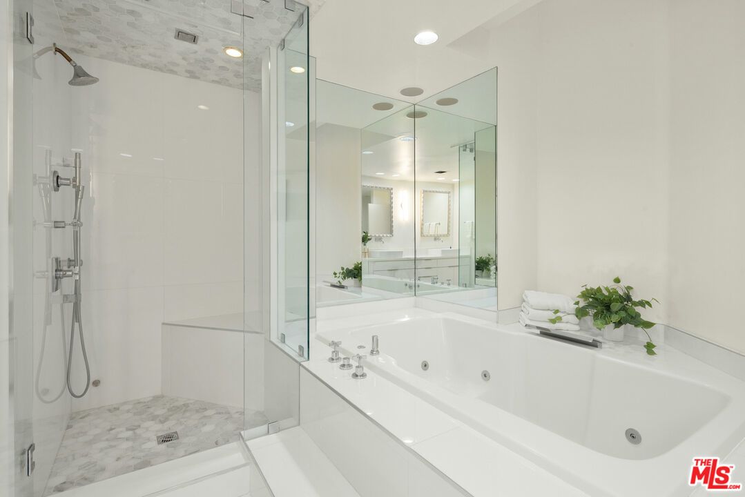 2231 Sunset Plaza Drive - 1 property image