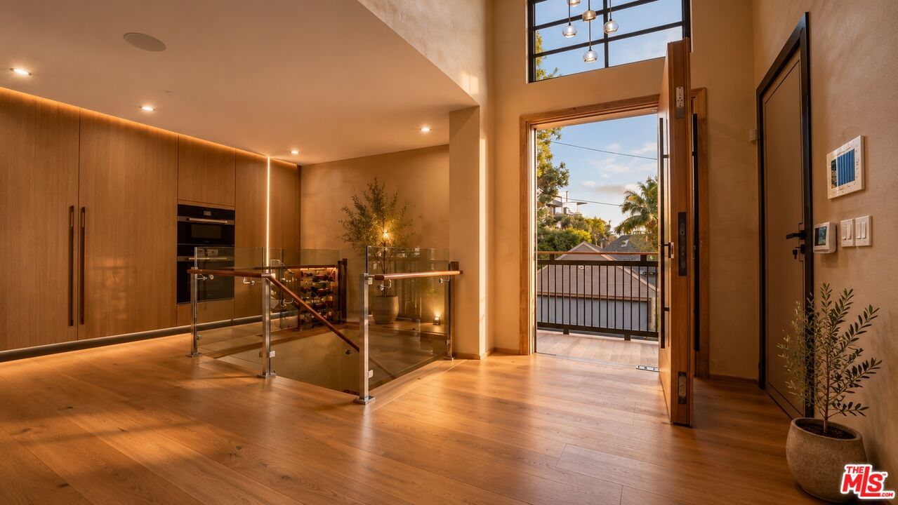 8721 Sunset Plaza Terrace - 1 property image