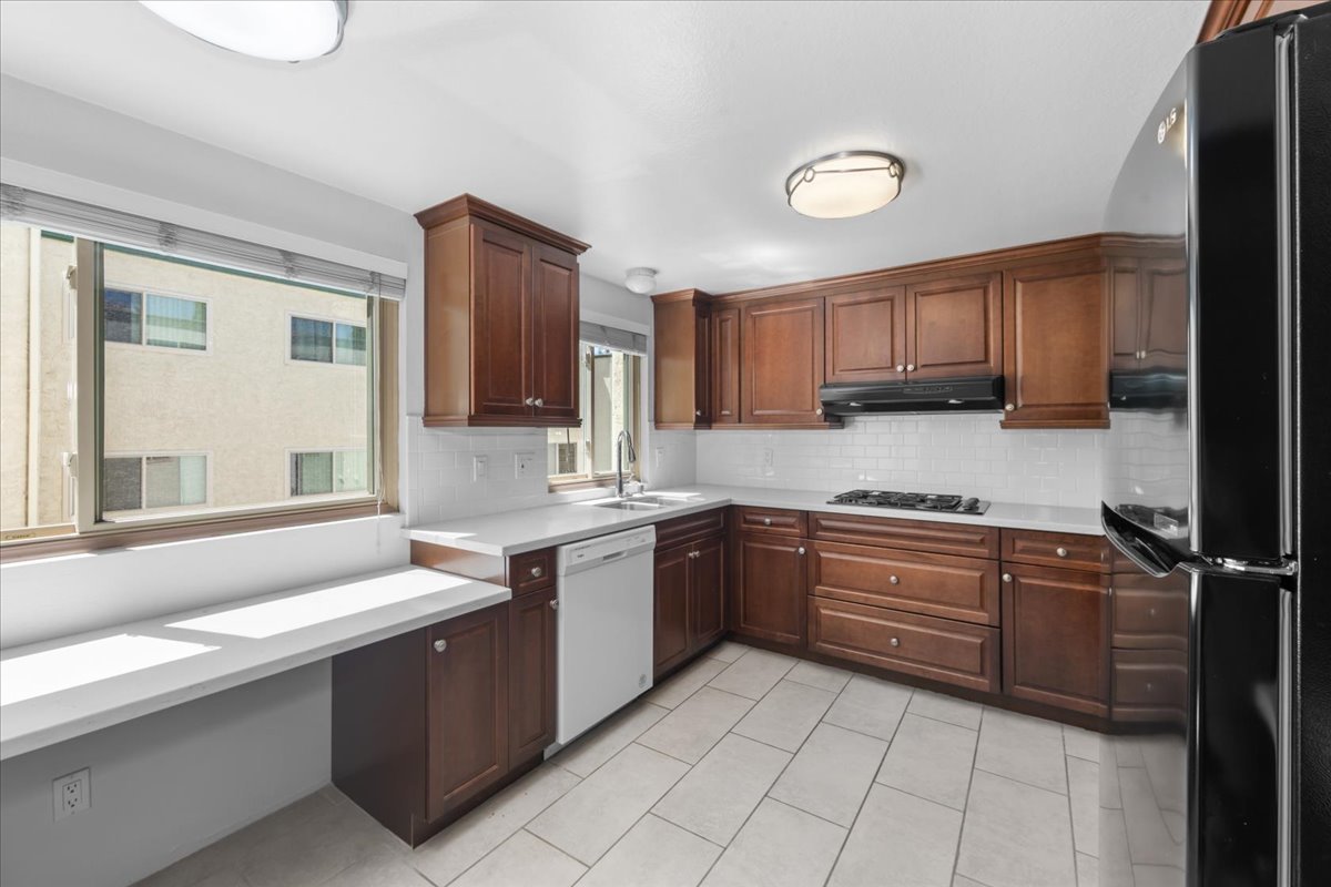 11260 Overland Avenue - 1 property image
