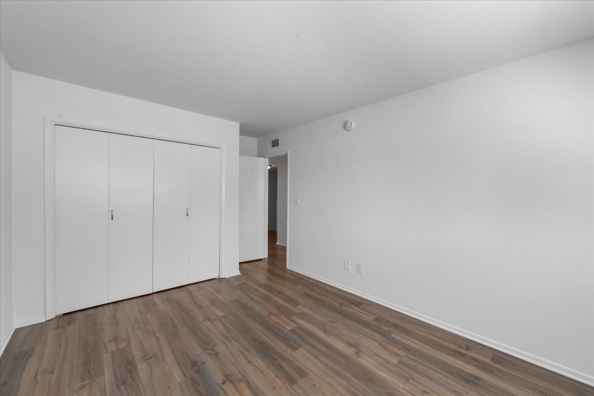 11260 Overland Avenue - 1 property image