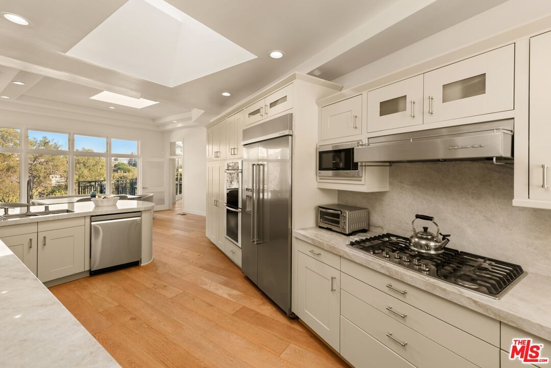 282 Bentley Circle - 1 property image