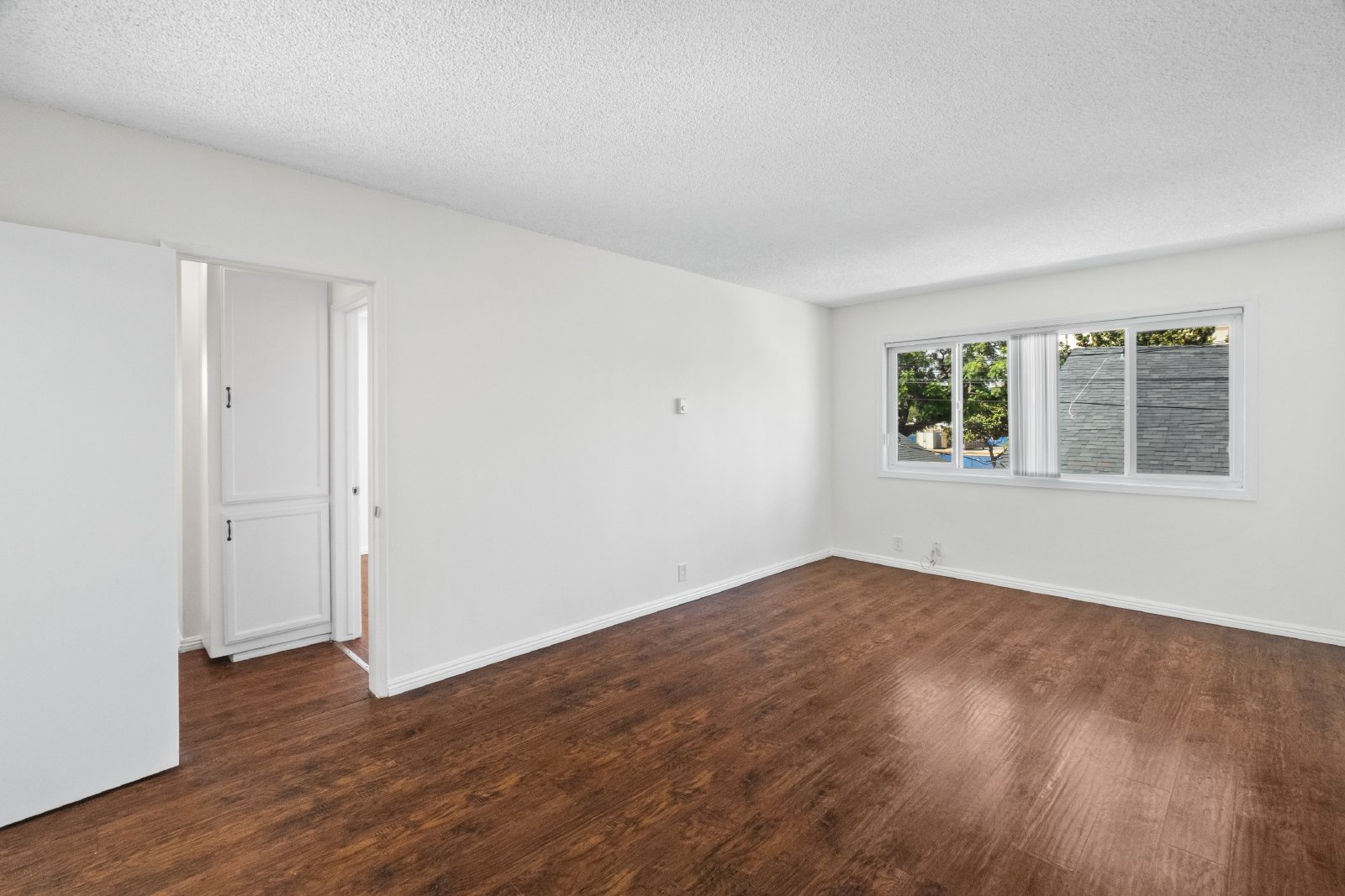 710 East 6th Street - 8 property image