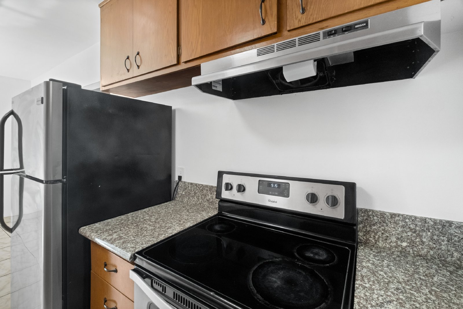 710 East 6th Street - 8 property image