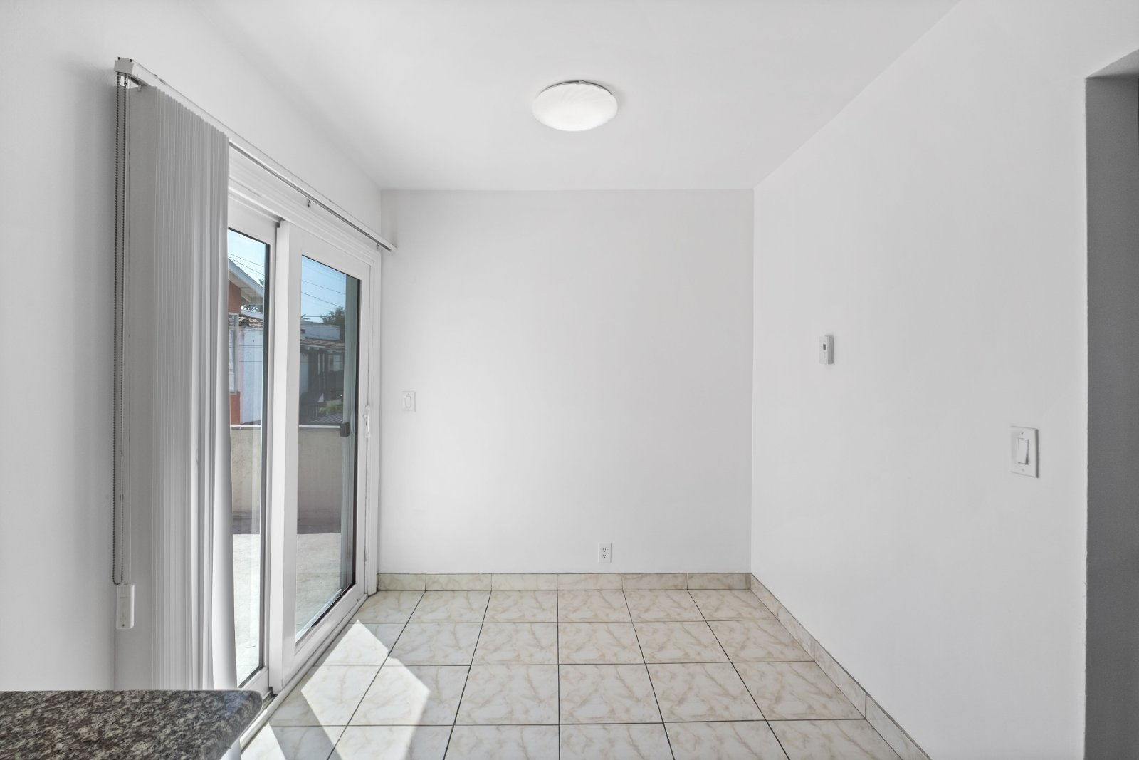 710 East 6th Street - 8 property image