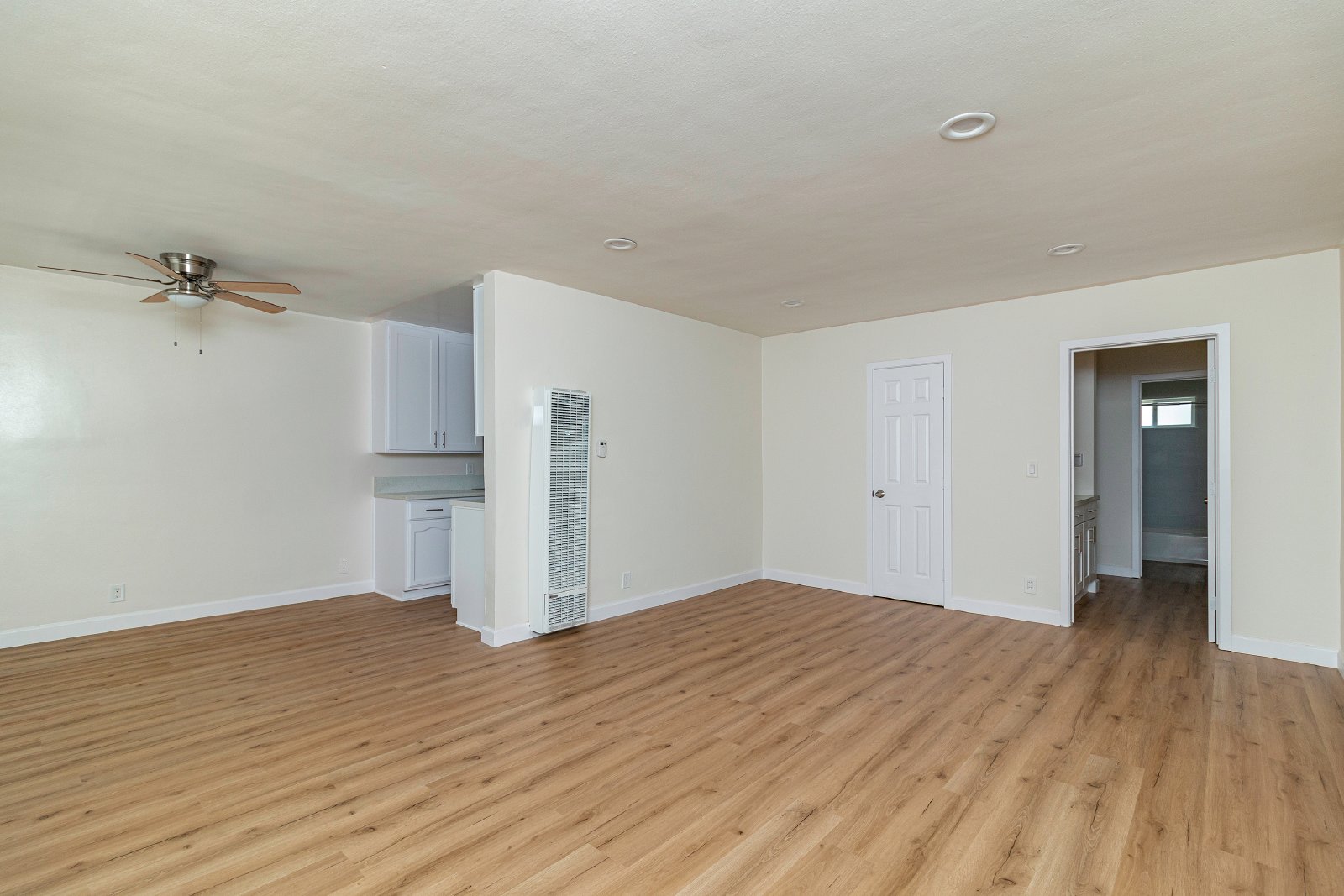 12572 Washington Place - 2 property image