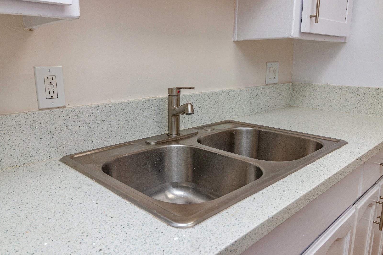 12572 Washington Place - 2 property image