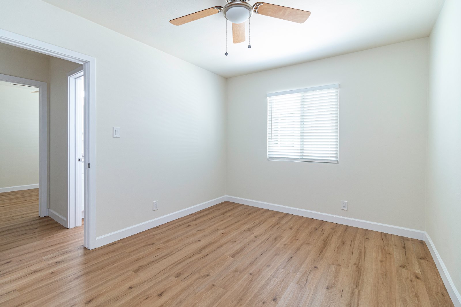 12572 Washington Place - 2 property image