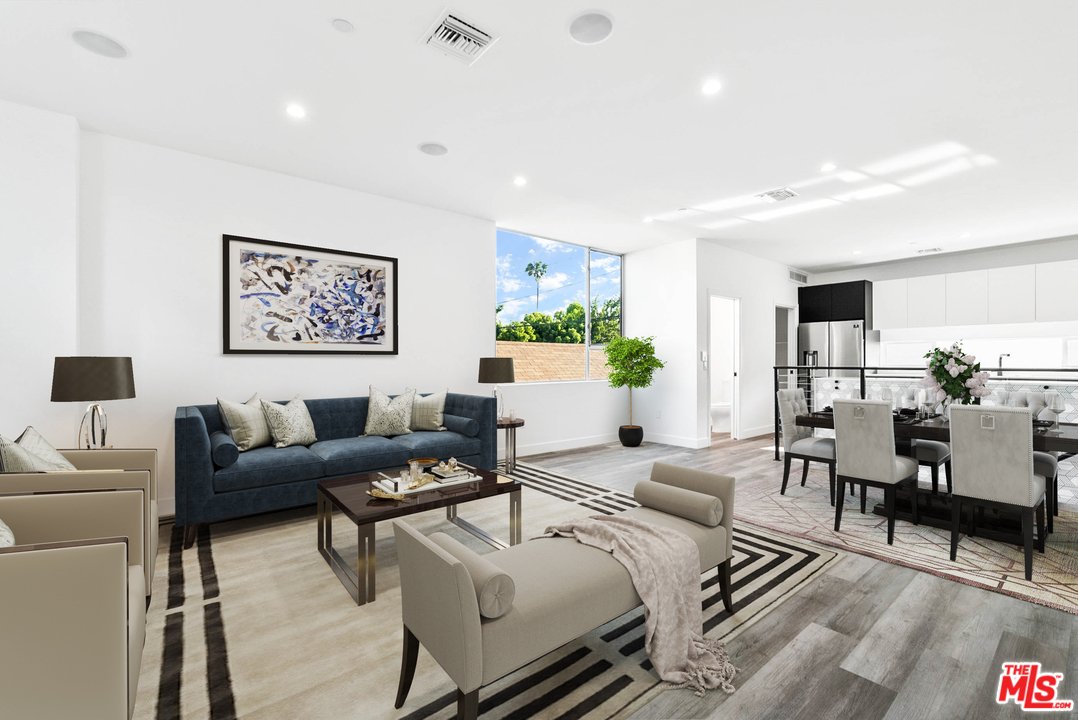 423 1/2 South Wilton Place - 1 property image