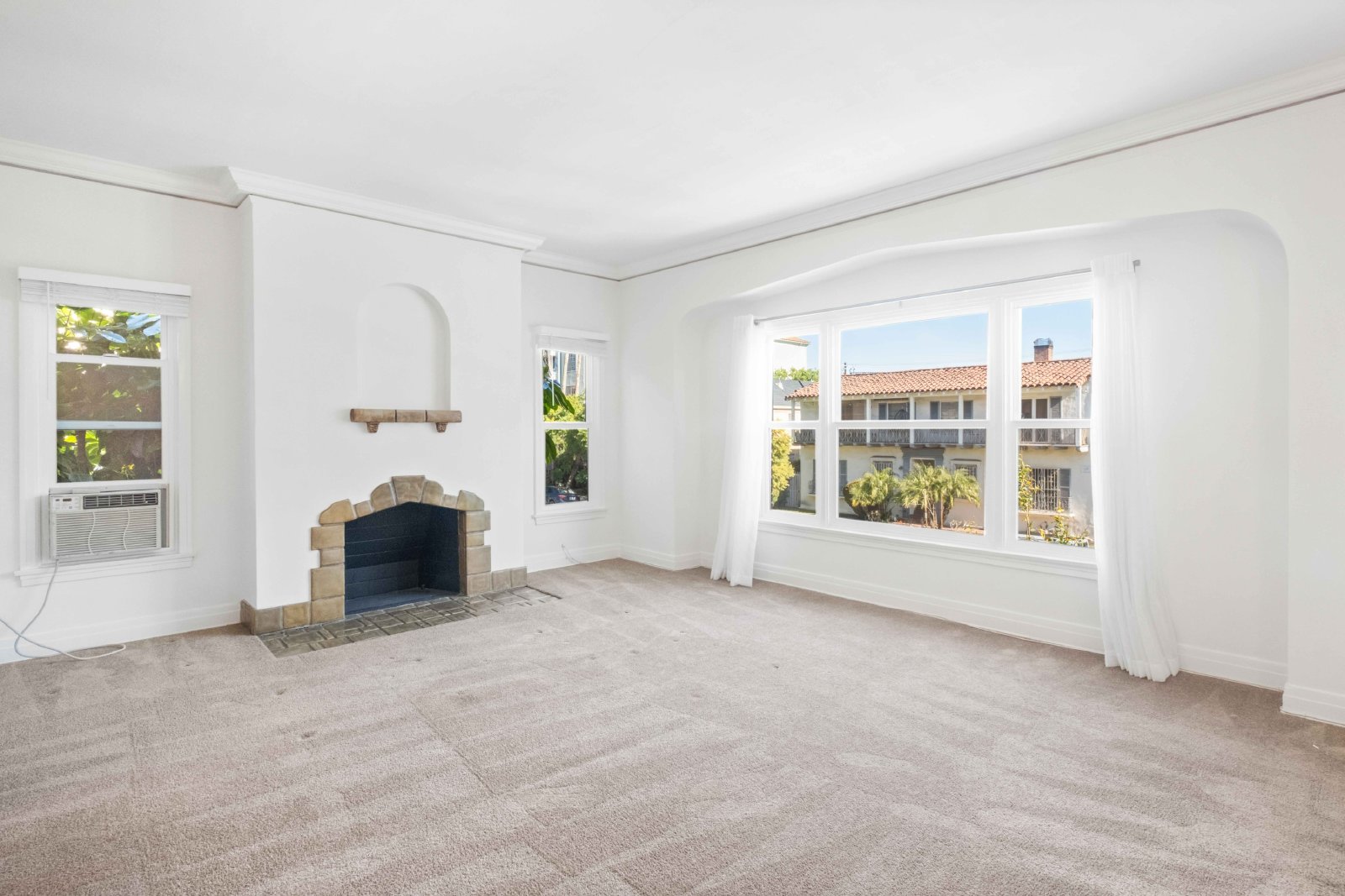 643 South Detroit St - 645 property image