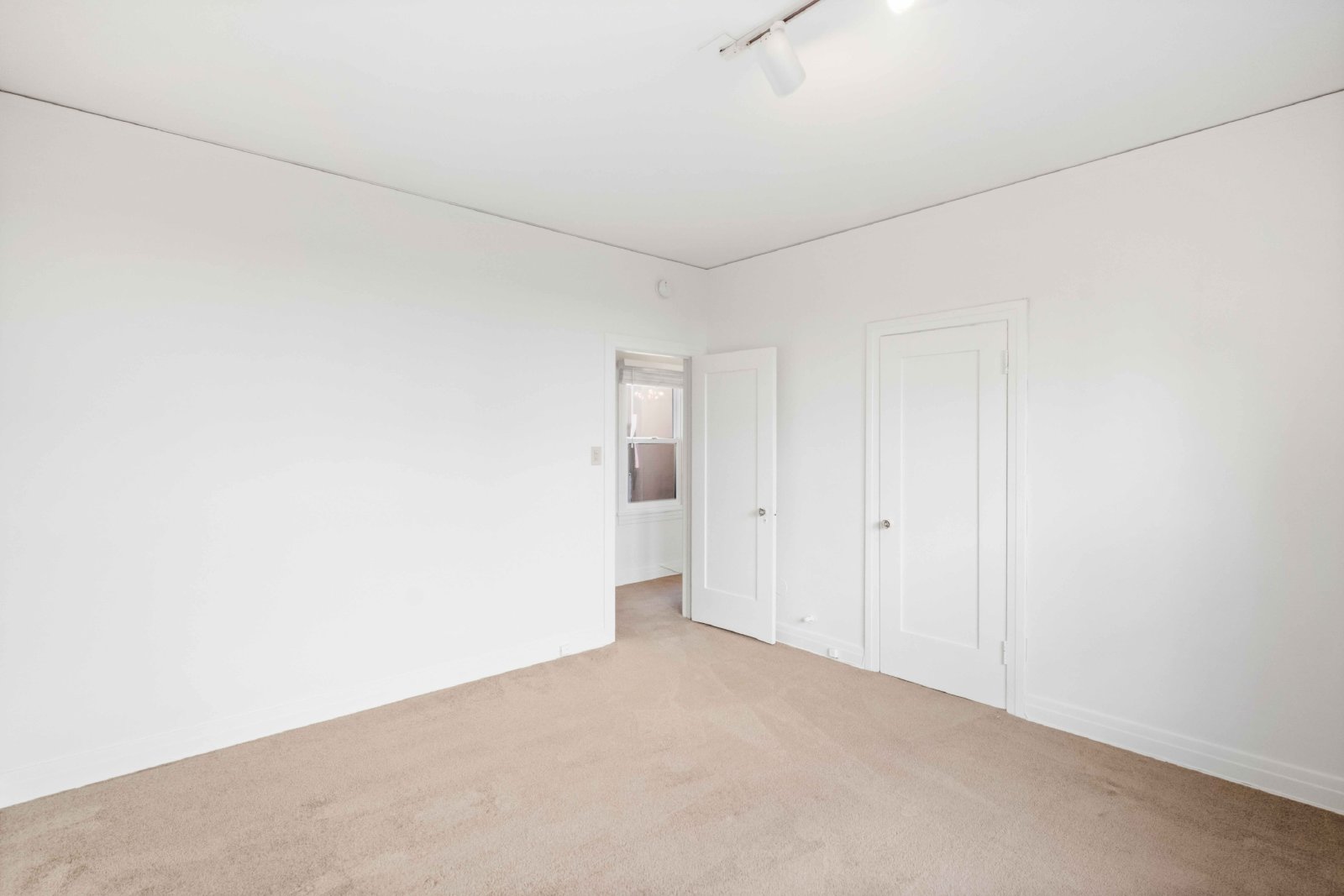 643 South Detroit St - 645 property image