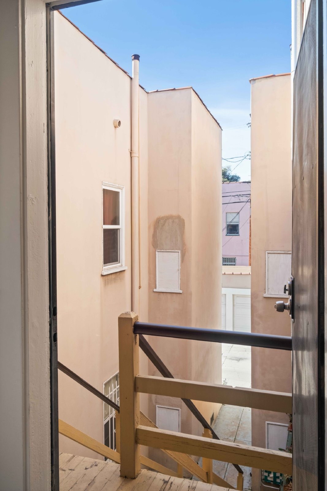 643 South Detroit St - 645 property image