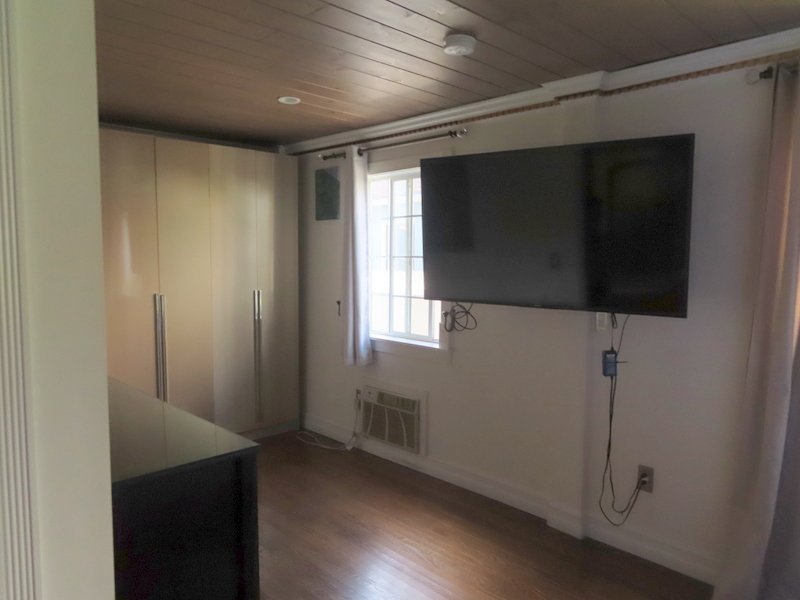 4186 Lincoln Avenue - 1 property image