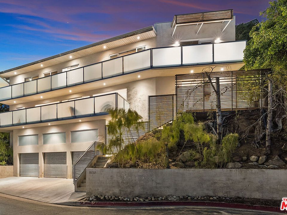 8737 Saint Ives Drive - 1 property image