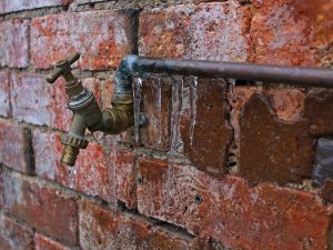 Property Managers can Prevent and Handle Frozen and Burst Pipes